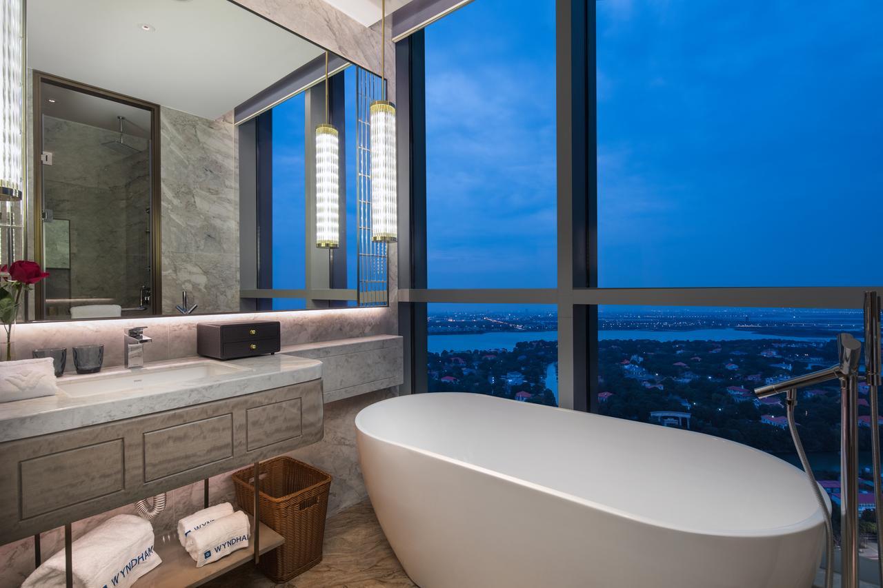 Hotel Wyndham Grand Suzhou Fenhu à Xinta Extérieur photo
